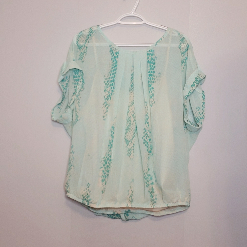 George Womens Top - 2x (18W-20W)